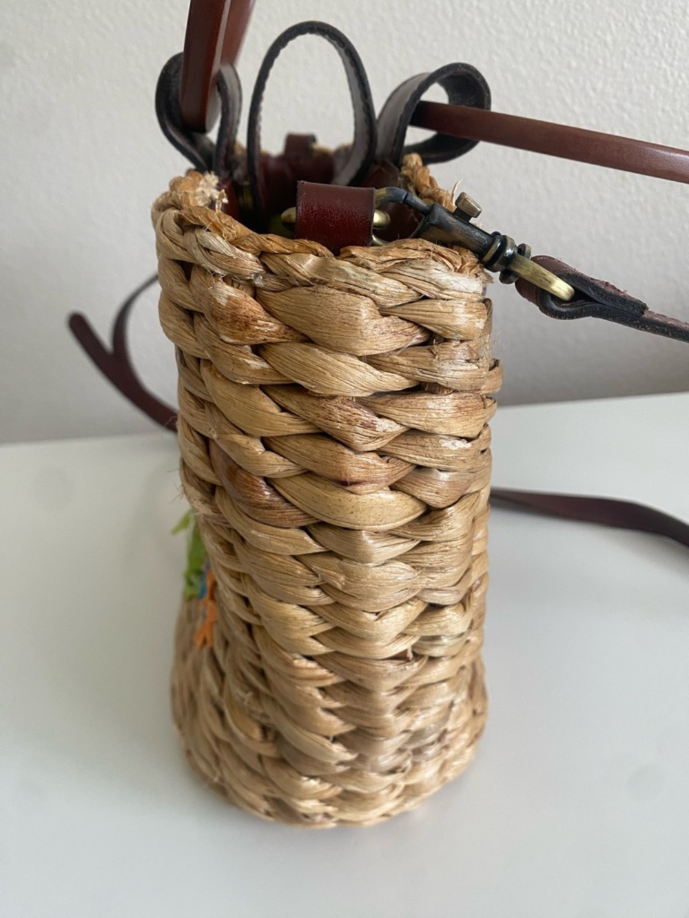 Patricia Nash Woven  Straw Floral Embroidered Crossbody Bag Brown Ring Handles - Picture 4 of 14